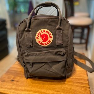 Fjallraven Kanken Mini Backpack